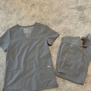 FIGS XS Space gray scrub set USED